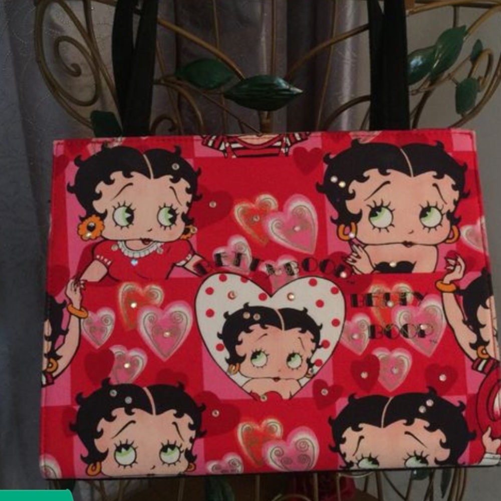 Betty Boop  purse hearts and Betty design 18'